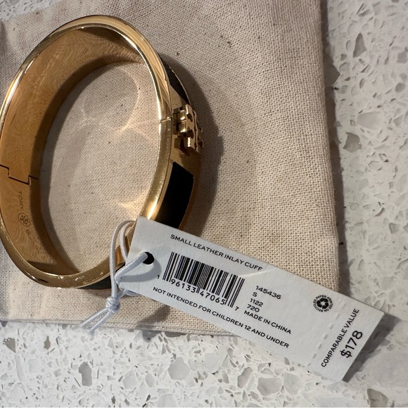 Tory Burch Leather Black gold inlay cuff bracelet NWT size small - retail’s $178 - Picture 8 of 11